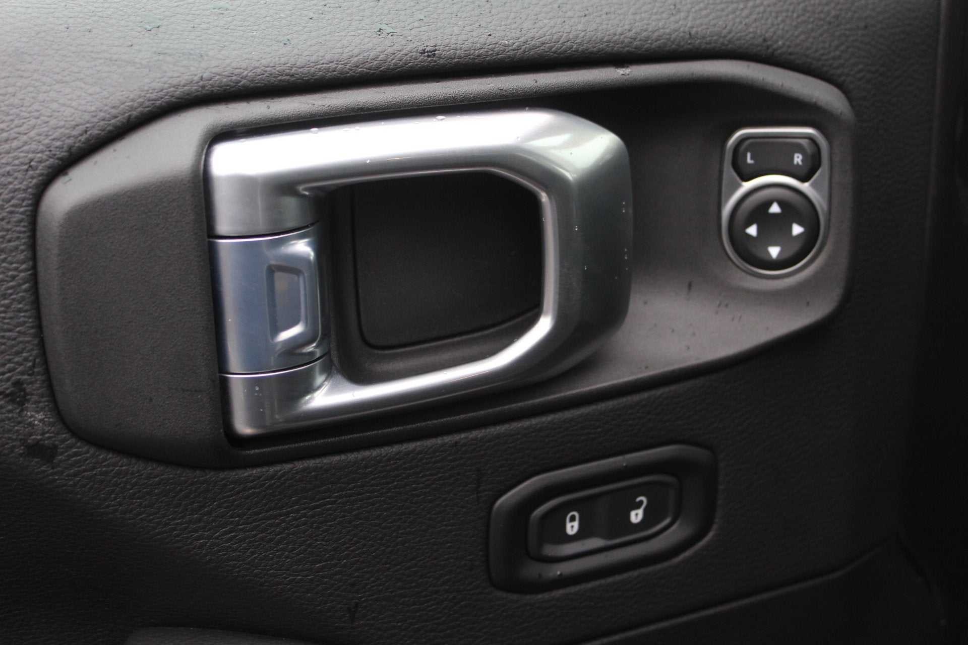 2022 Jeep Wrangler Unlimited Sahara 4x4