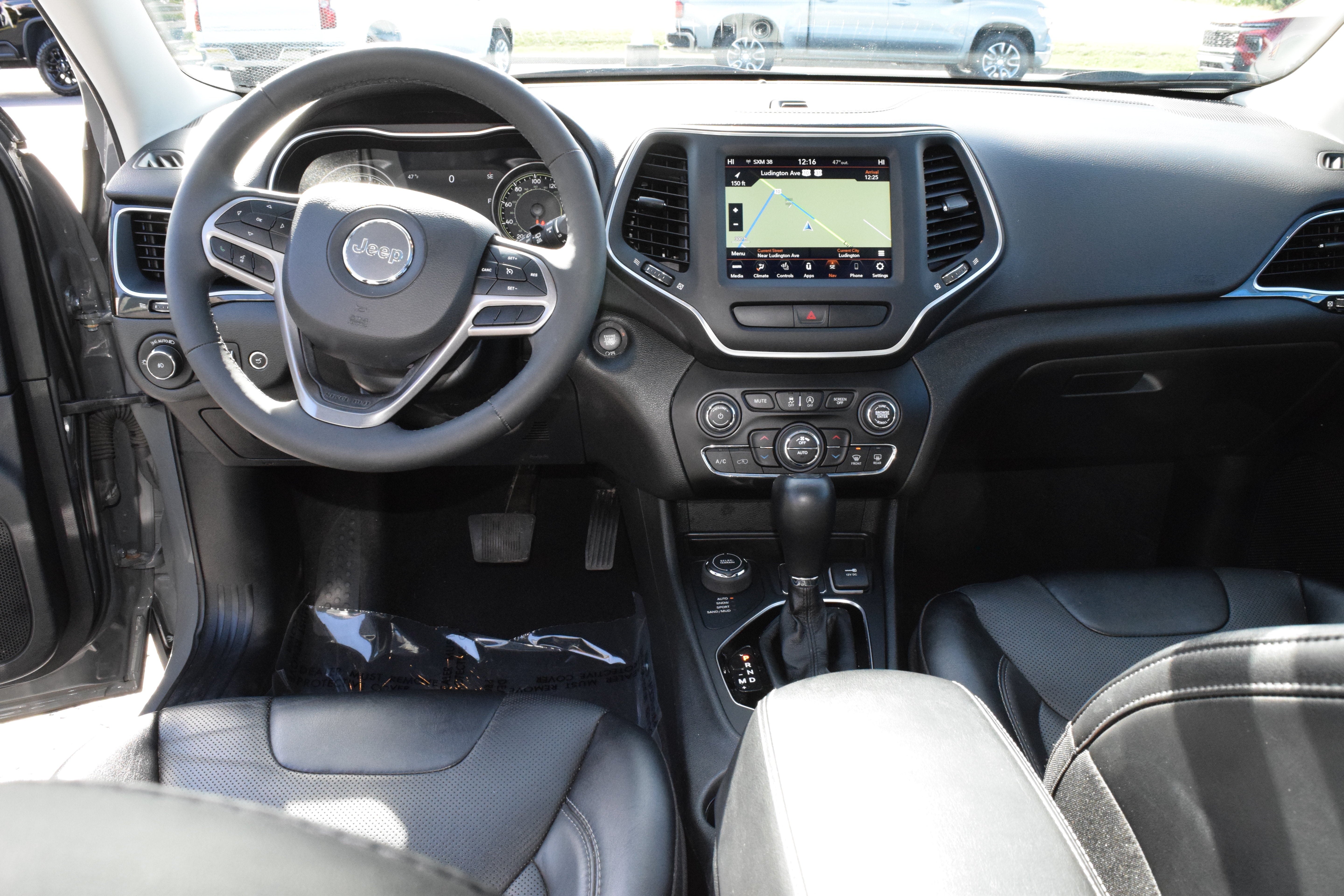 2022 Jeep Cherokee Latitude Lux