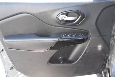 2022 Jeep Cherokee Latitude Lux