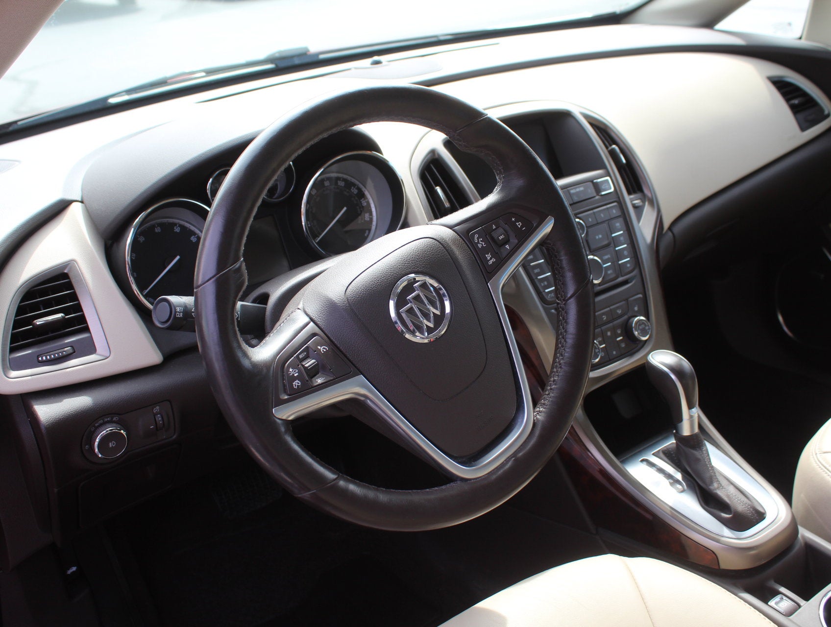 2014 Buick Verano Leather Group