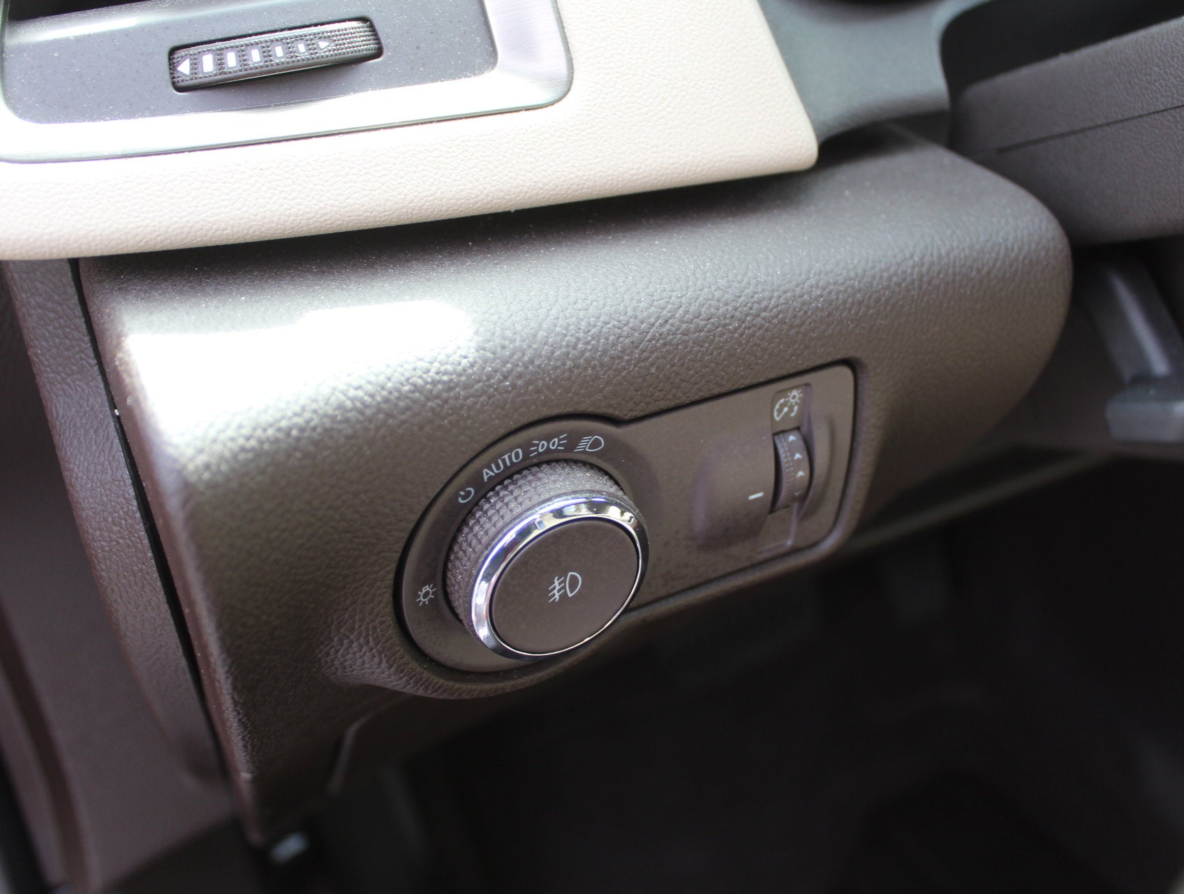 2014 Buick Verano Leather Group