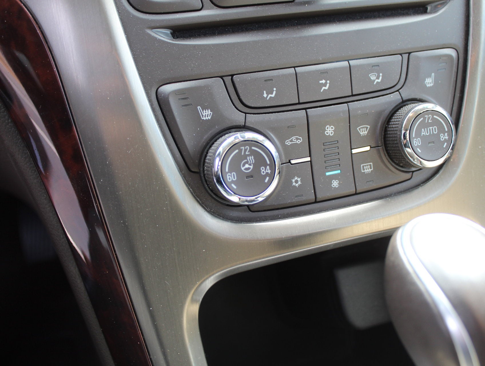 2014 Buick Verano Leather Group