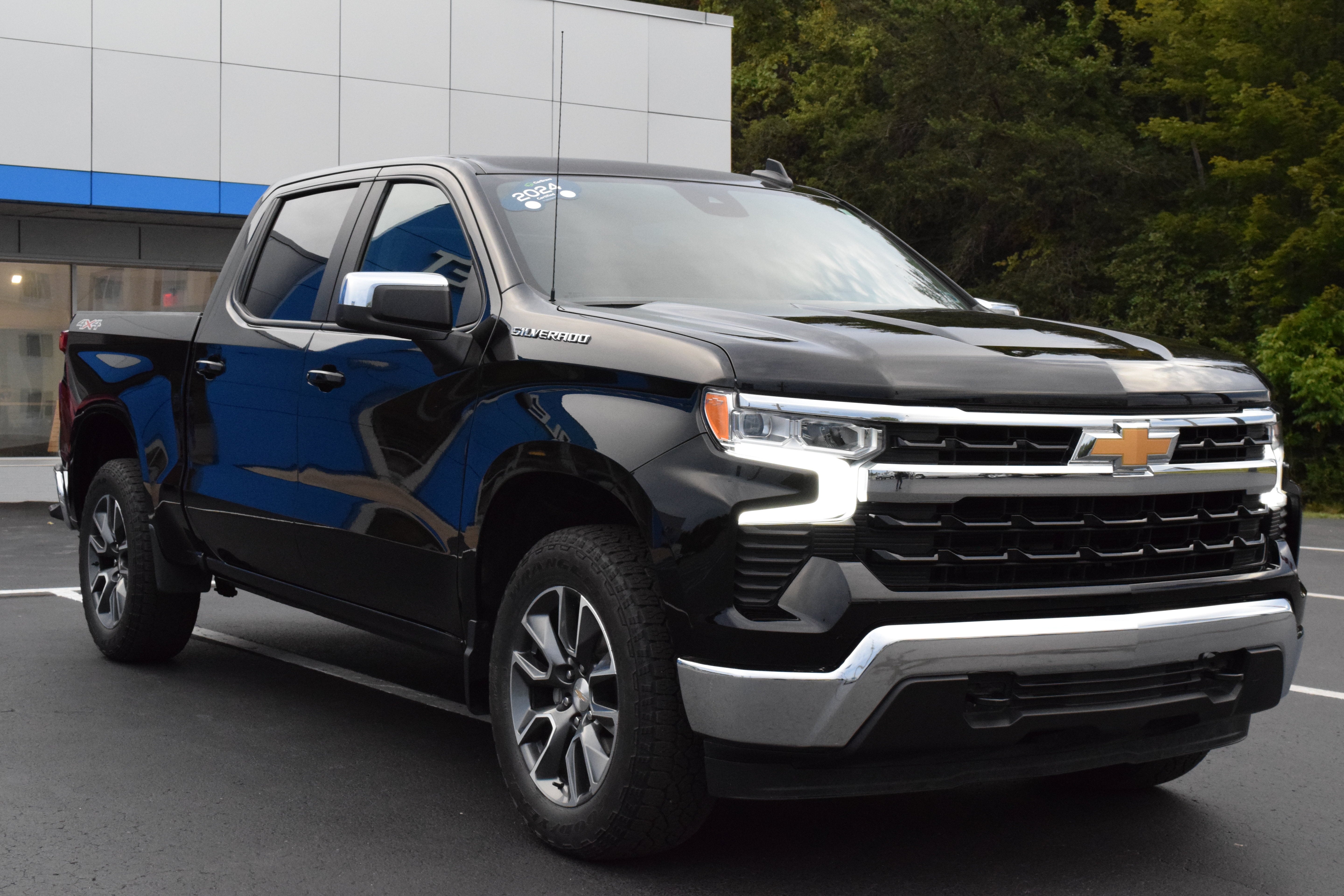 2024 Chevrolet Silverado 1500 LT (2FL)