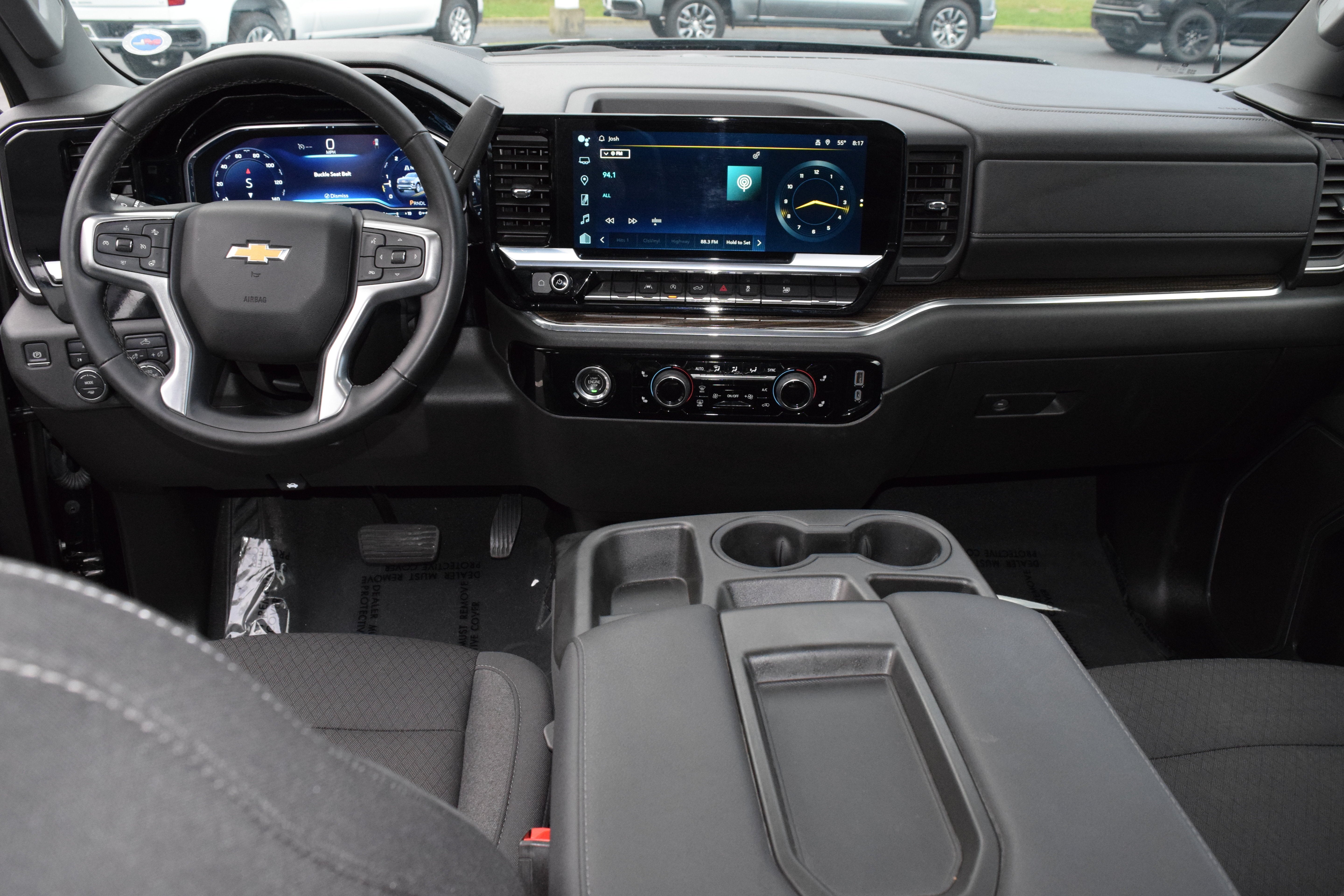 2024 Chevrolet Silverado 1500 LT - Photo 26