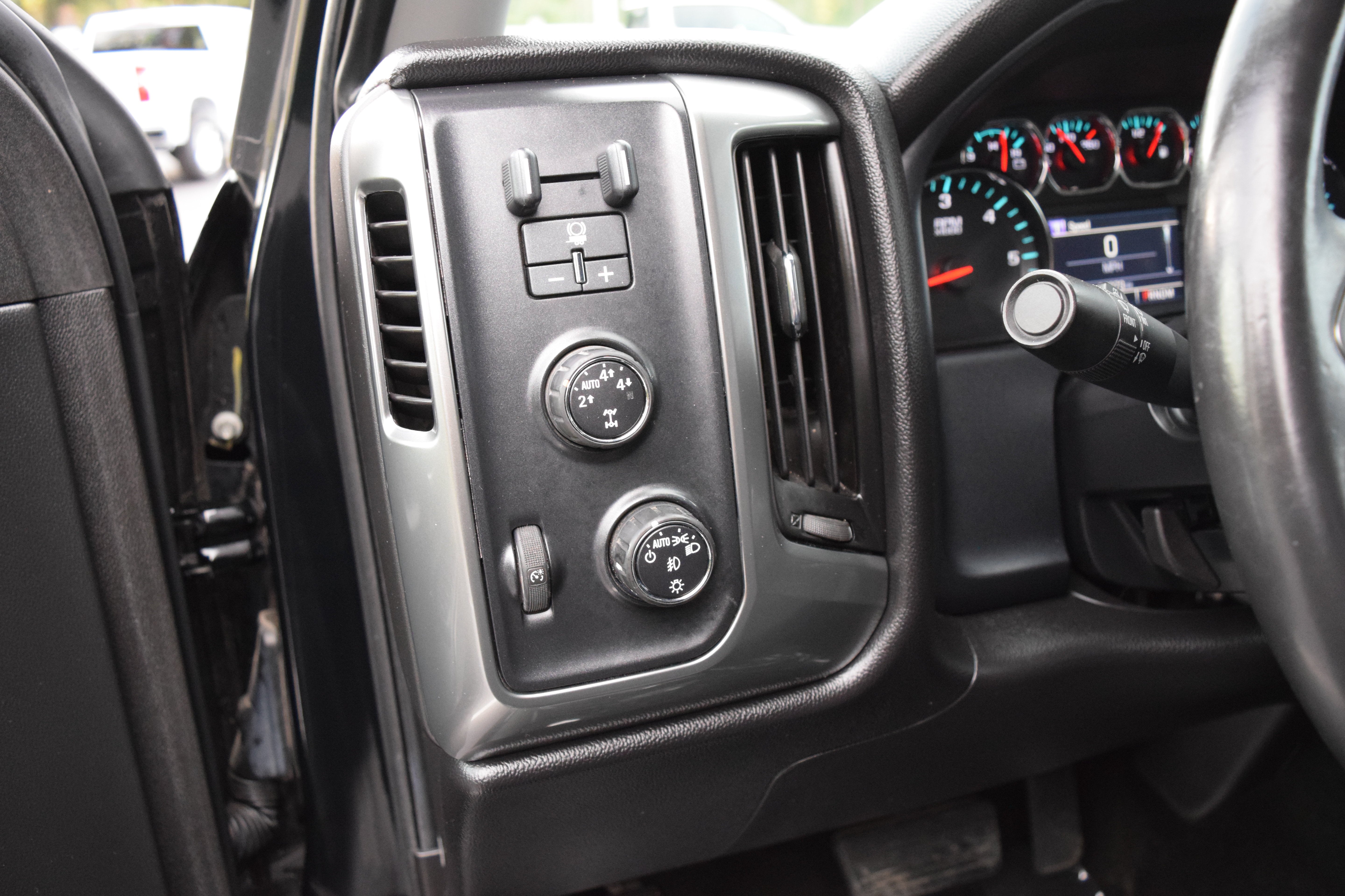 2015 Chevrolet Silverado 1500 LT - Photo 17