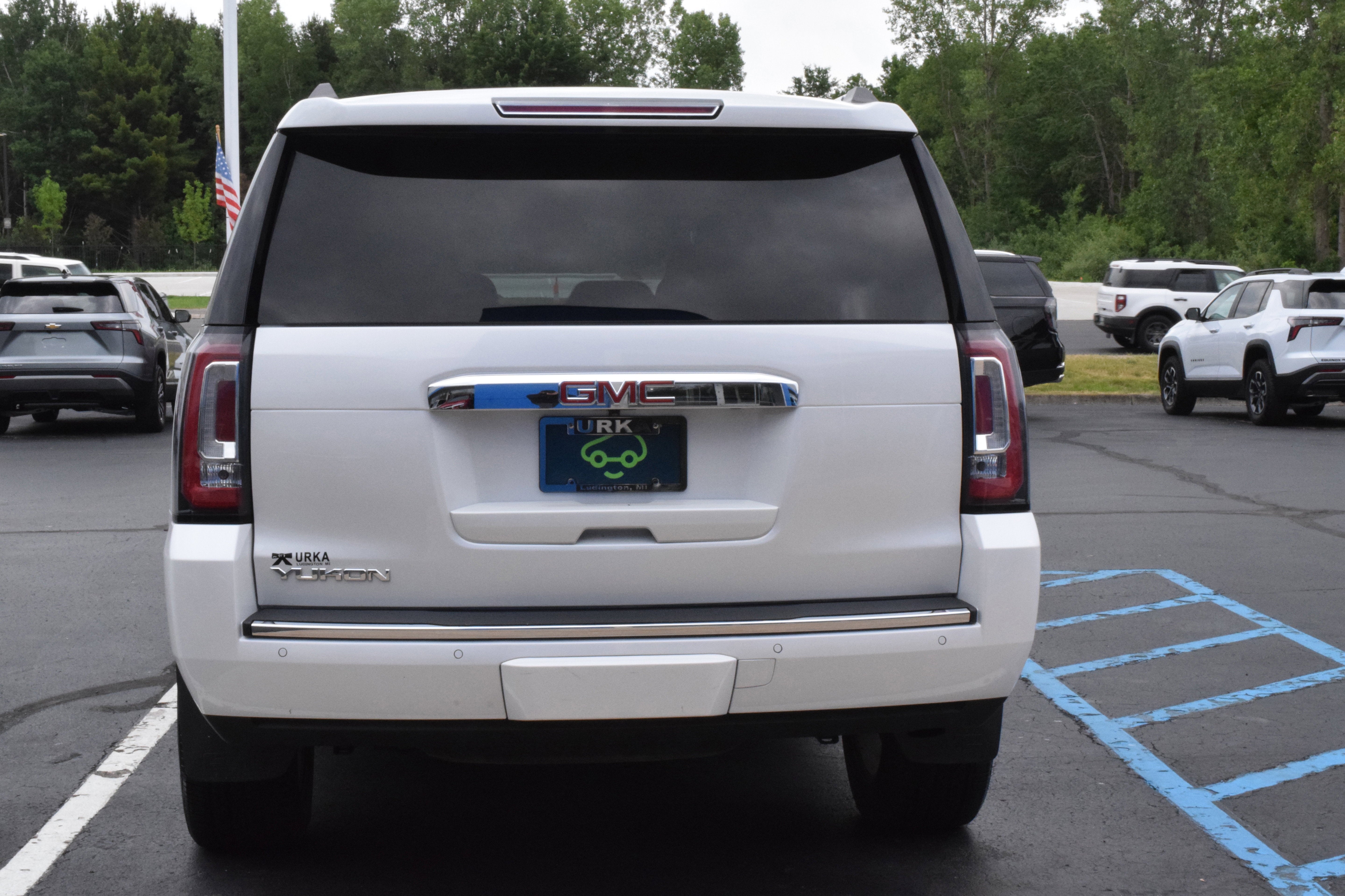 2018 GMC Yukon Denali - Photo 4