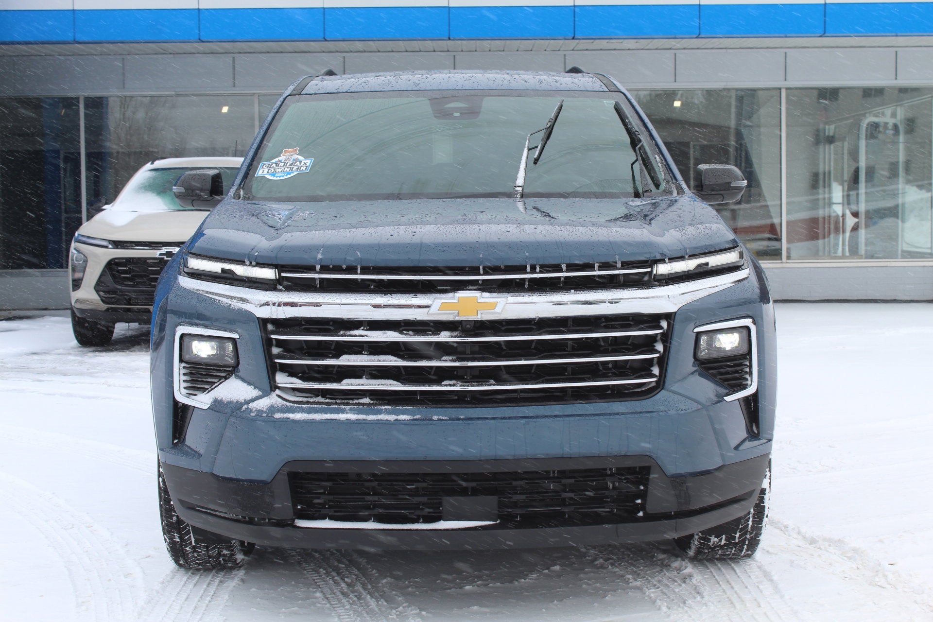 2024 Chevrolet Traverse LT