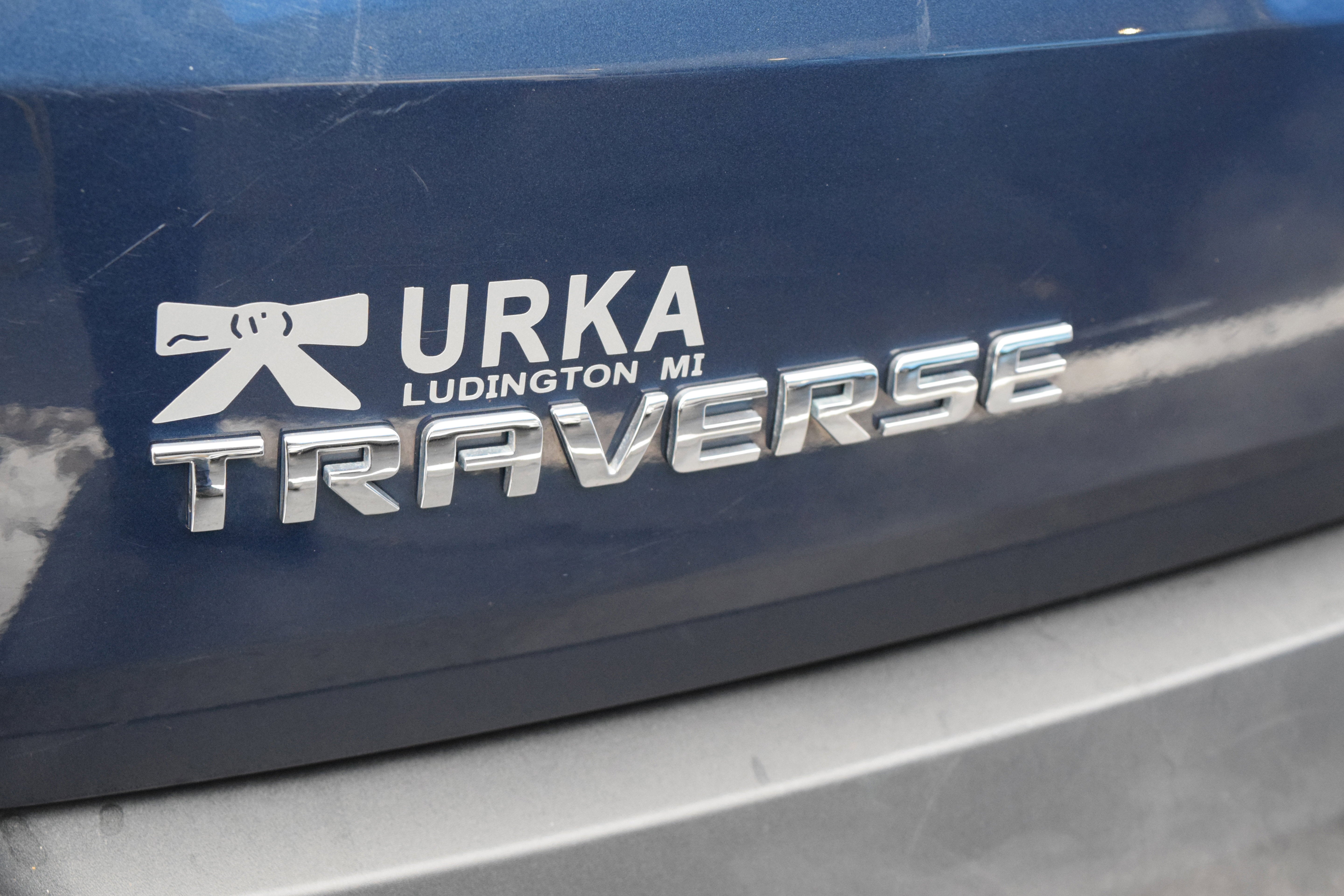 2023 Chevrolet Traverse LT Cloth