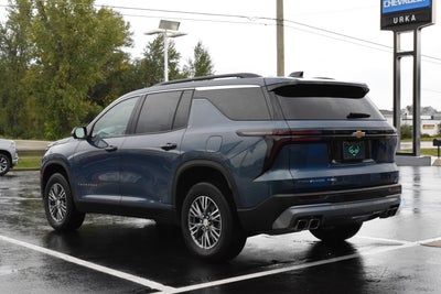 2024 Chevrolet Traverse LT