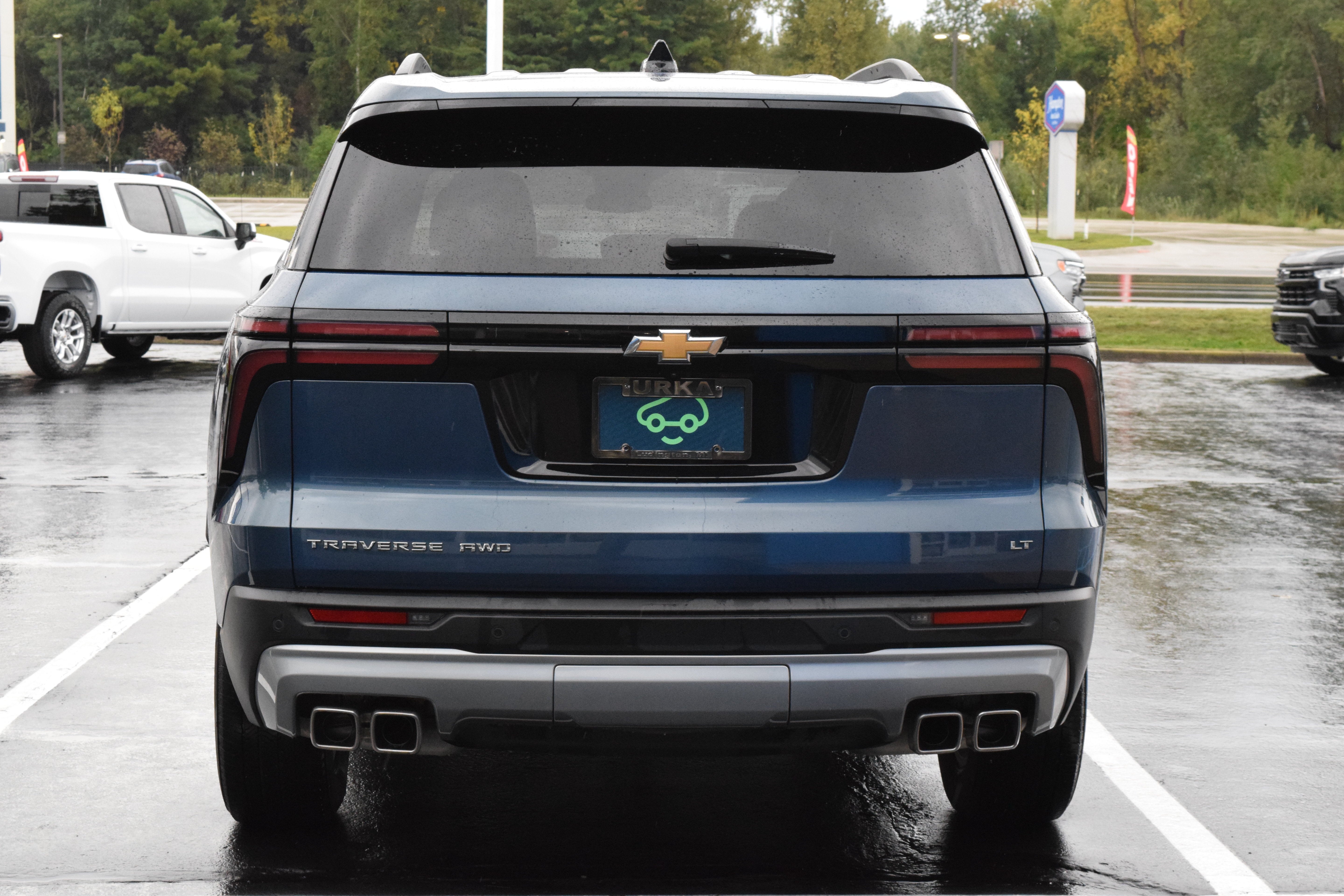2024 Chevrolet Traverse LT