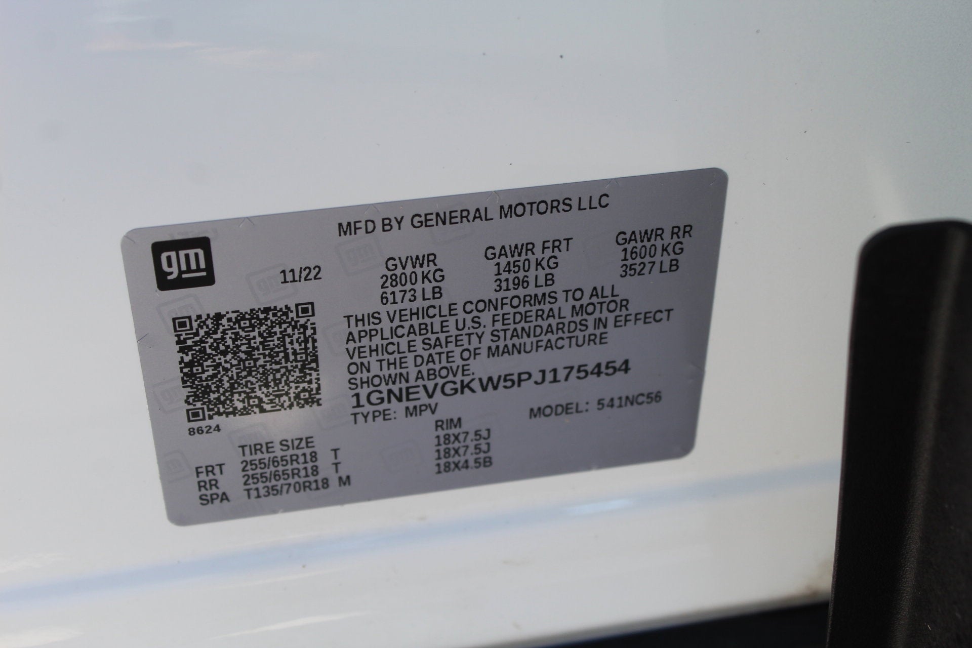 2023 Chevrolet Traverse LT Cloth
