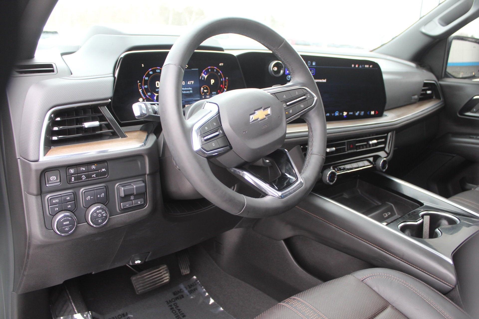 2025 Chevrolet Suburban High Country