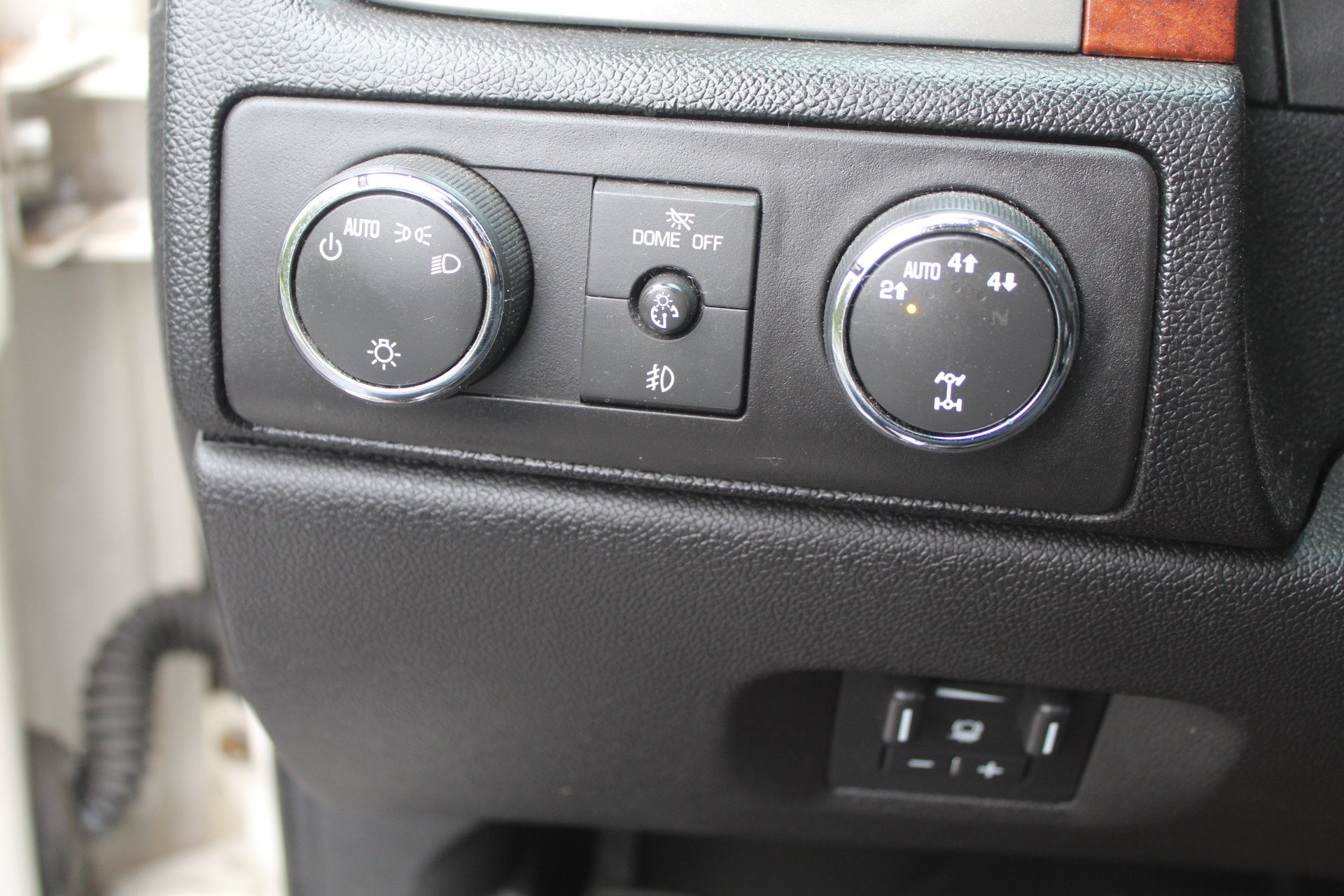 2012 Chevrolet Suburban LTZ