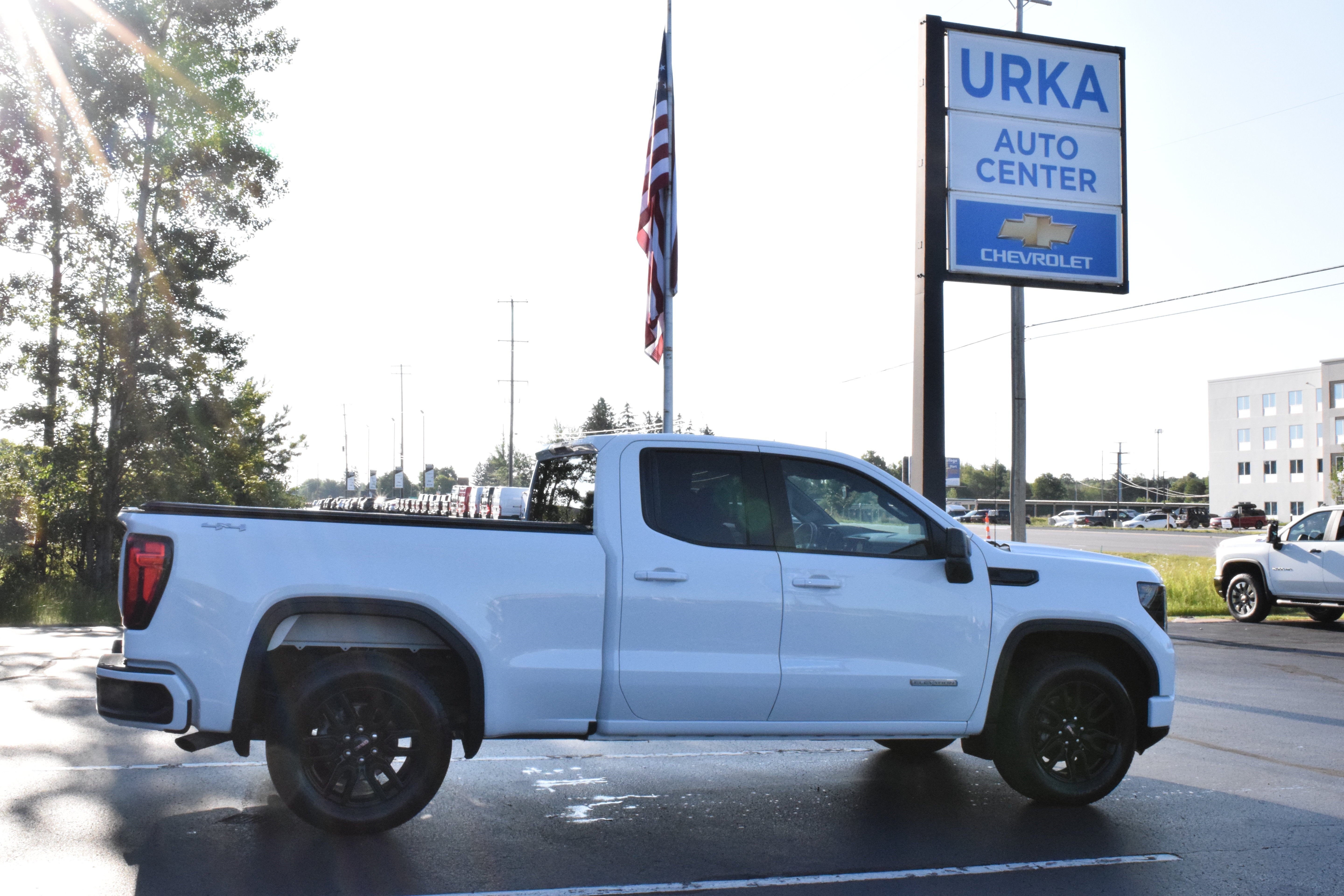 2023 GMC Sierra 1500 Elevation