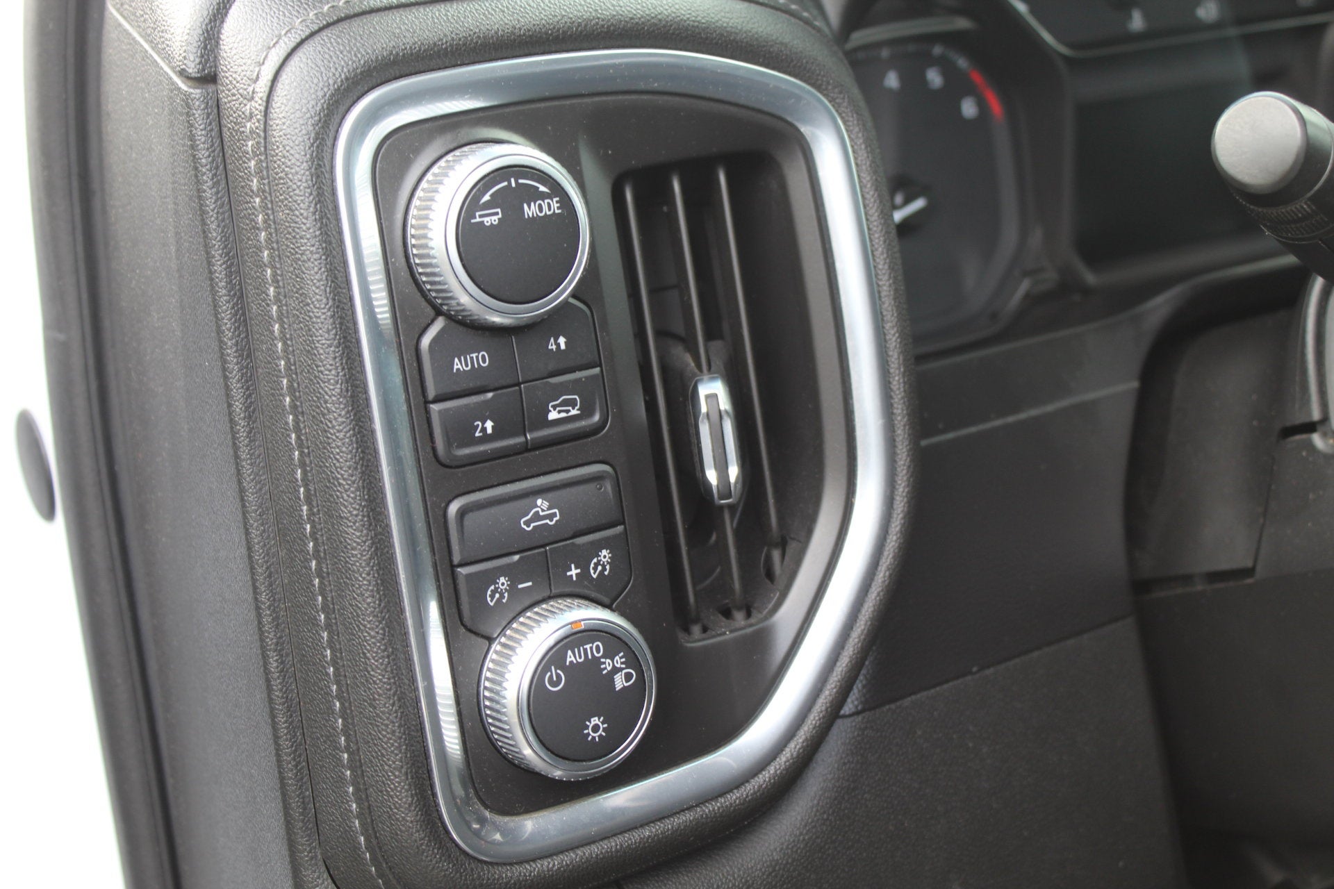 2020 GMC Sierra 1500 SLE