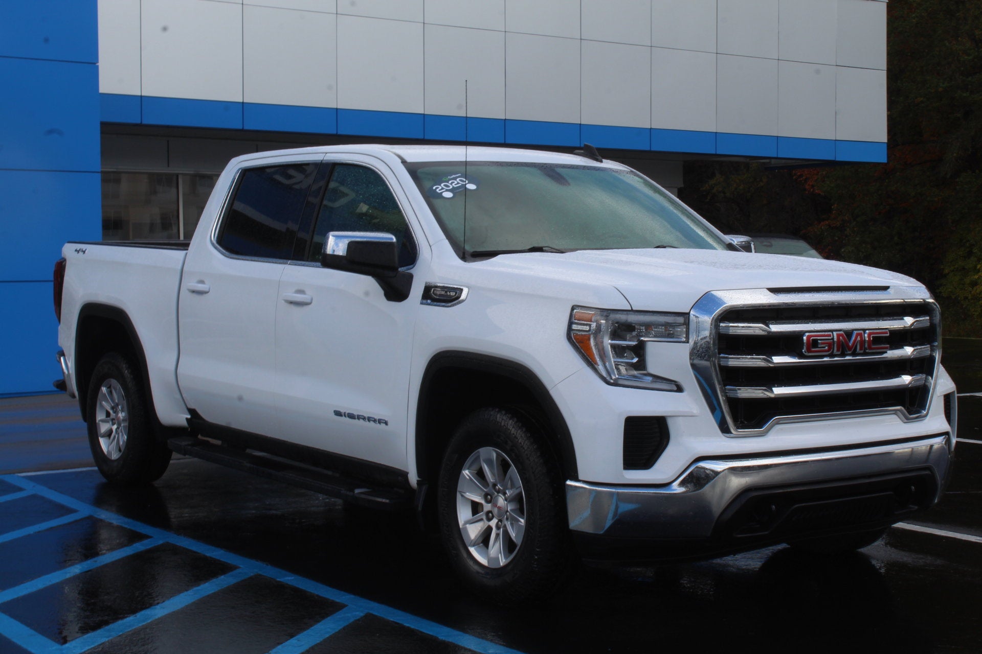 2020 GMC Sierra 1500 SLE