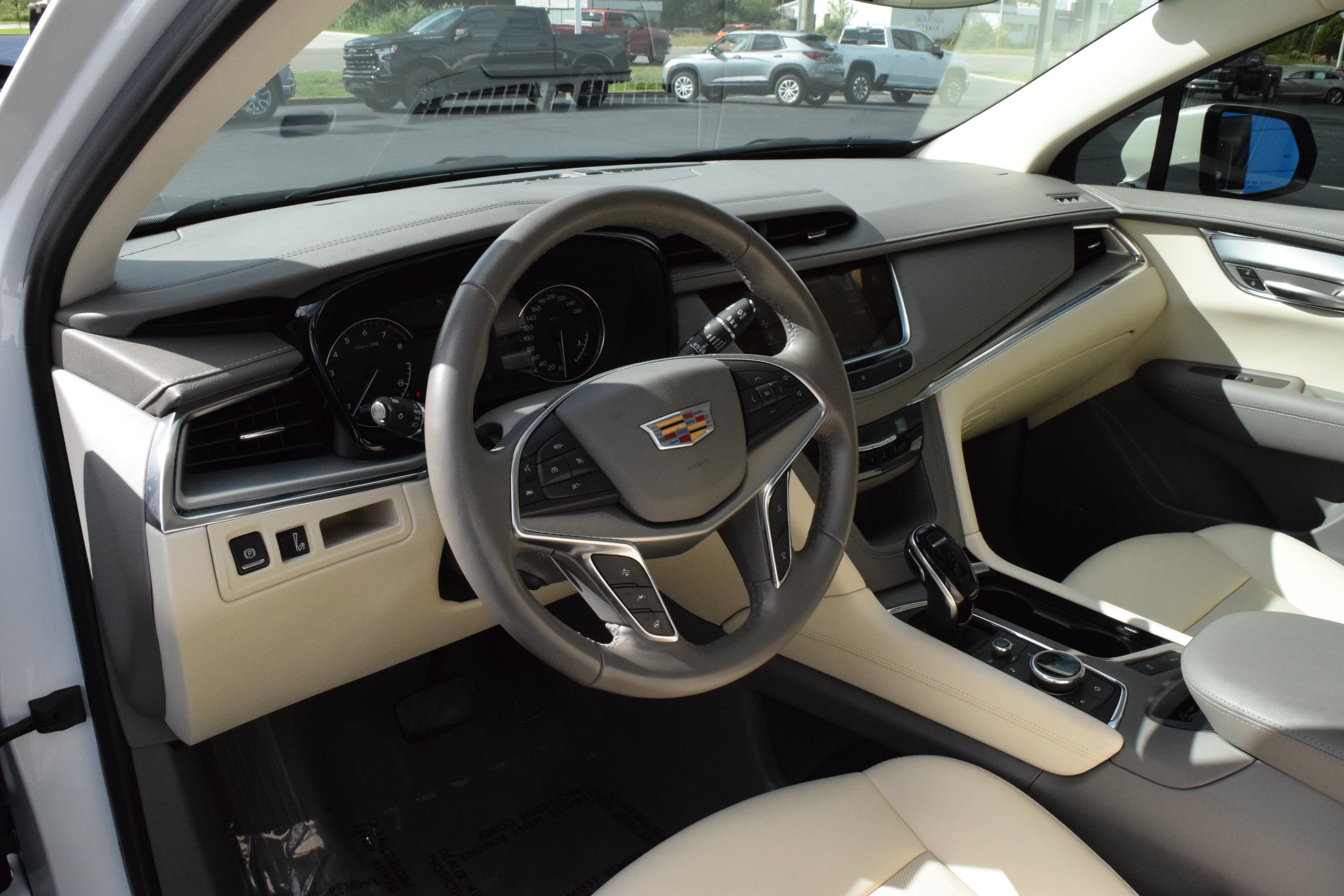 2021 Cadillac XT5 AWD Premium Luxury