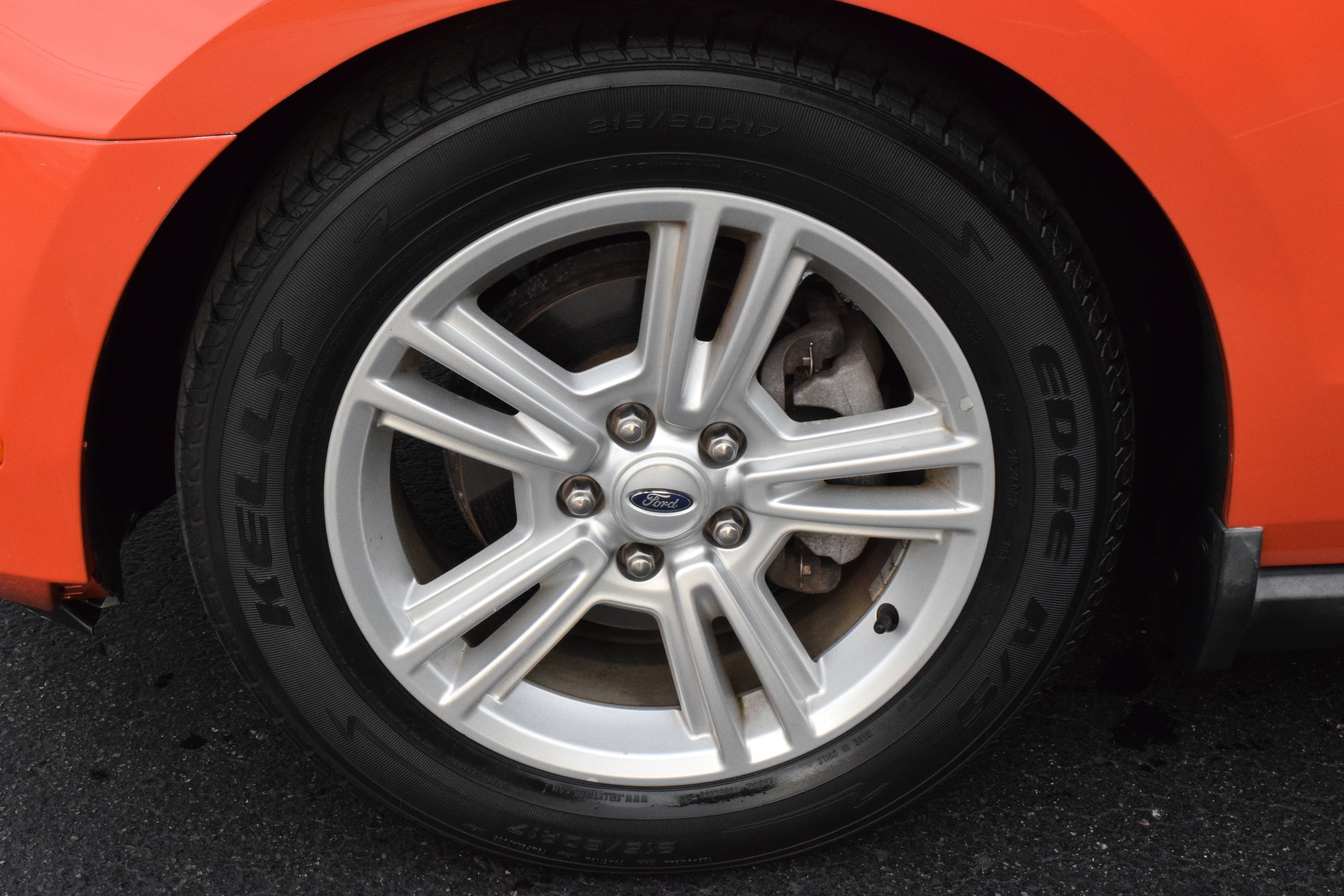 2010 Ford Mustang V6 Premium