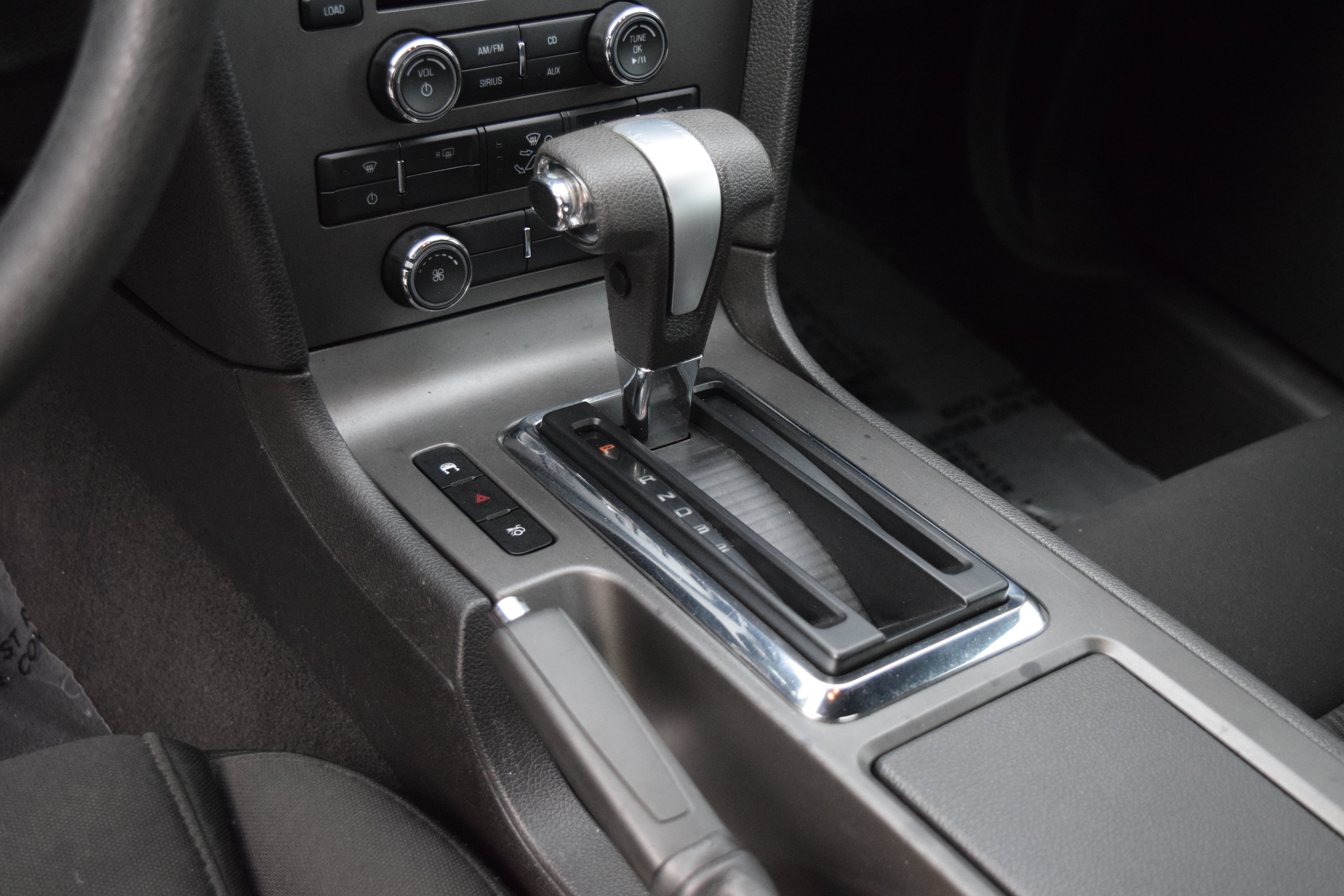 2010 Ford Mustang V6 Premium