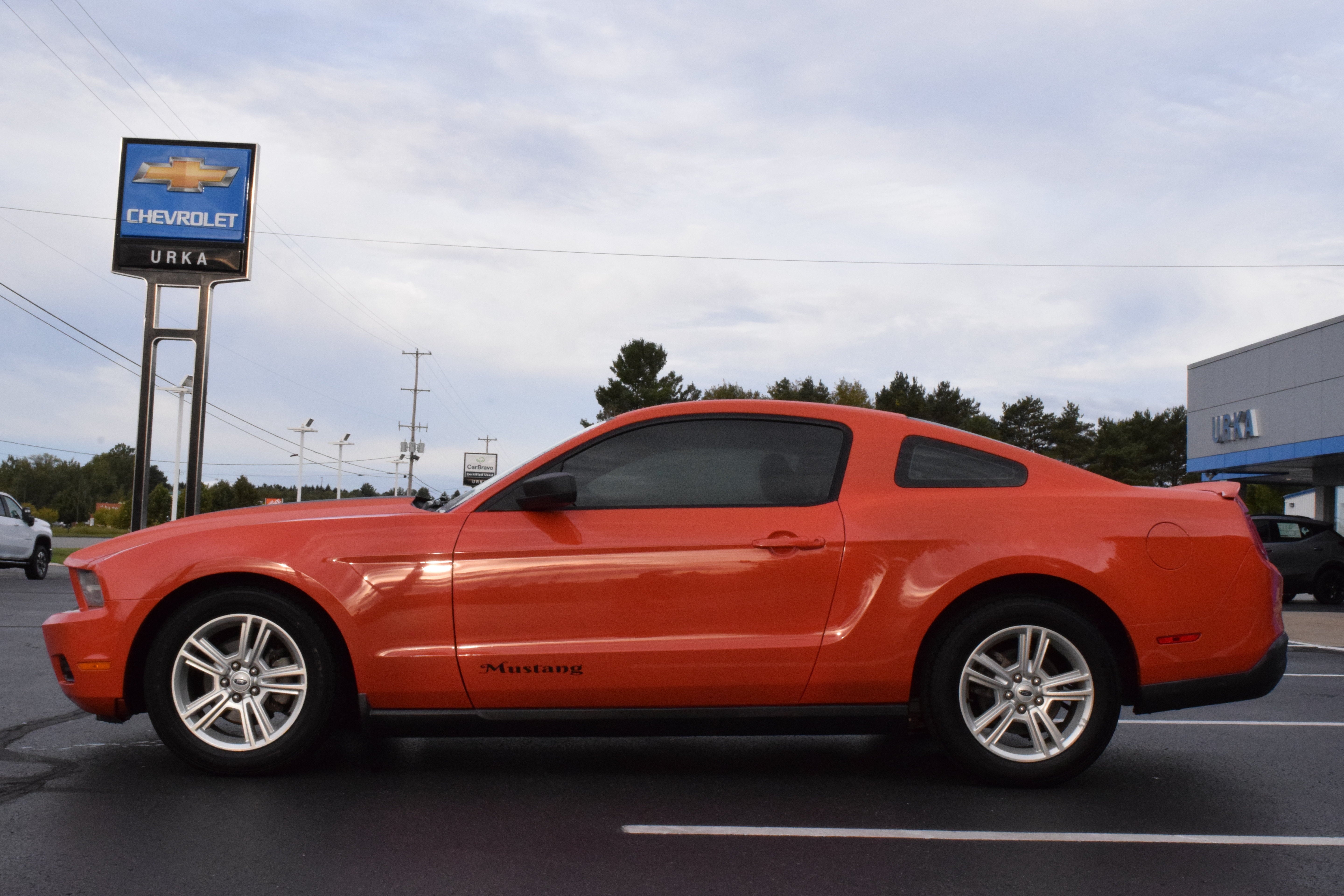 Used 2010 Ford Mustang V6 Premium with VIN 1ZVBP8AN2A5114810 for sale in Ludington, MI