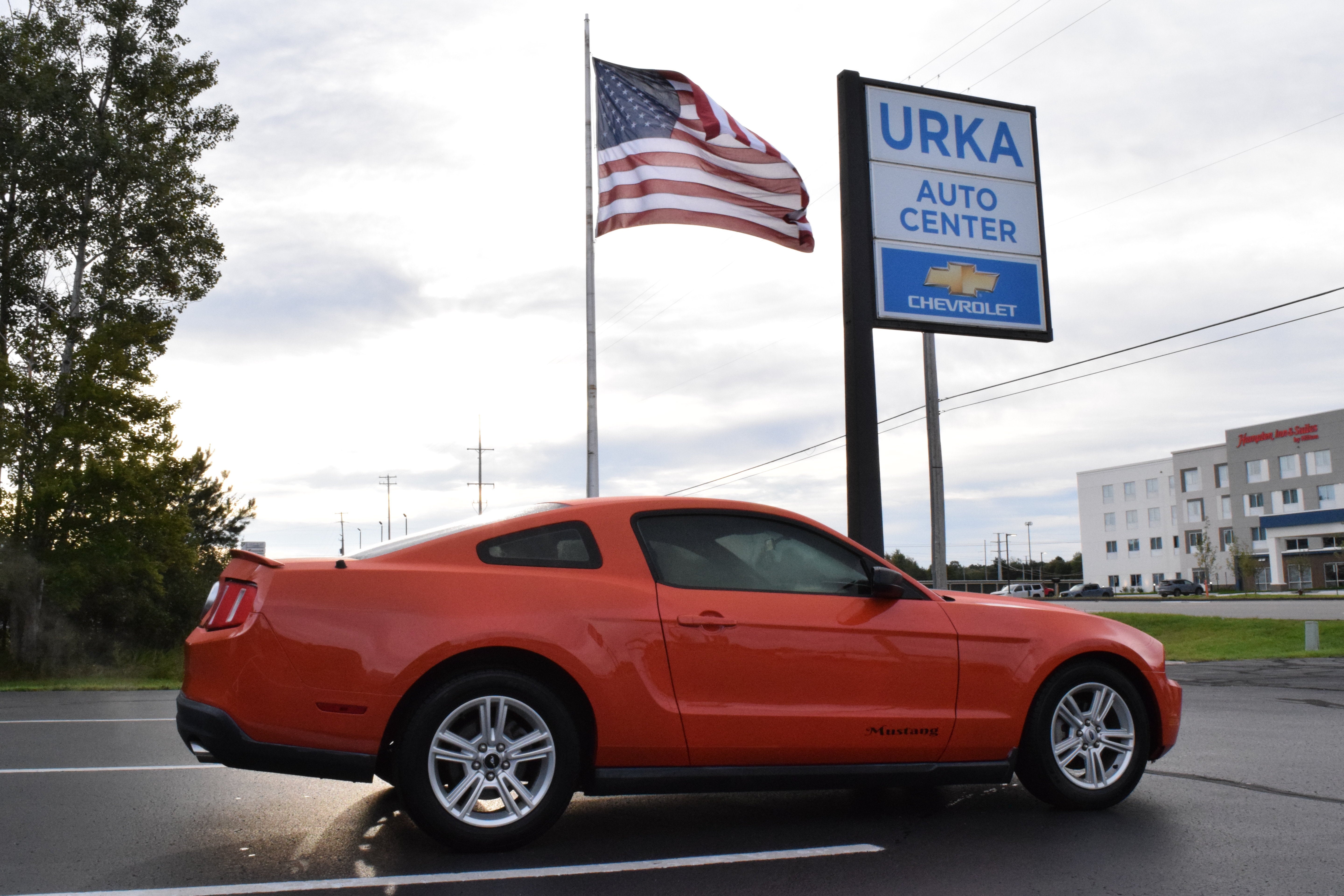 2010 Ford Mustang V6 Premium