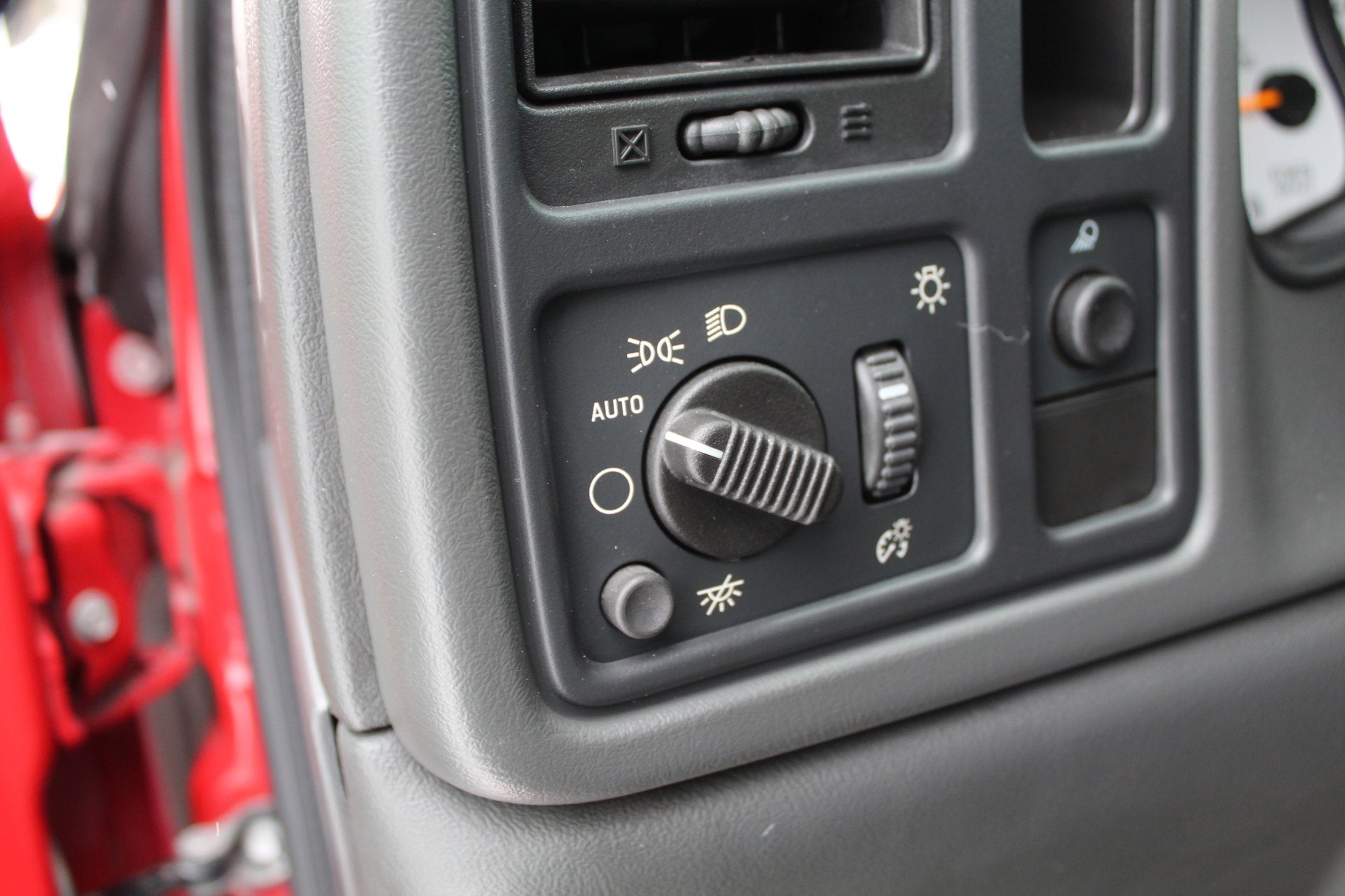 2004 Chevrolet Silverado 1500 SS