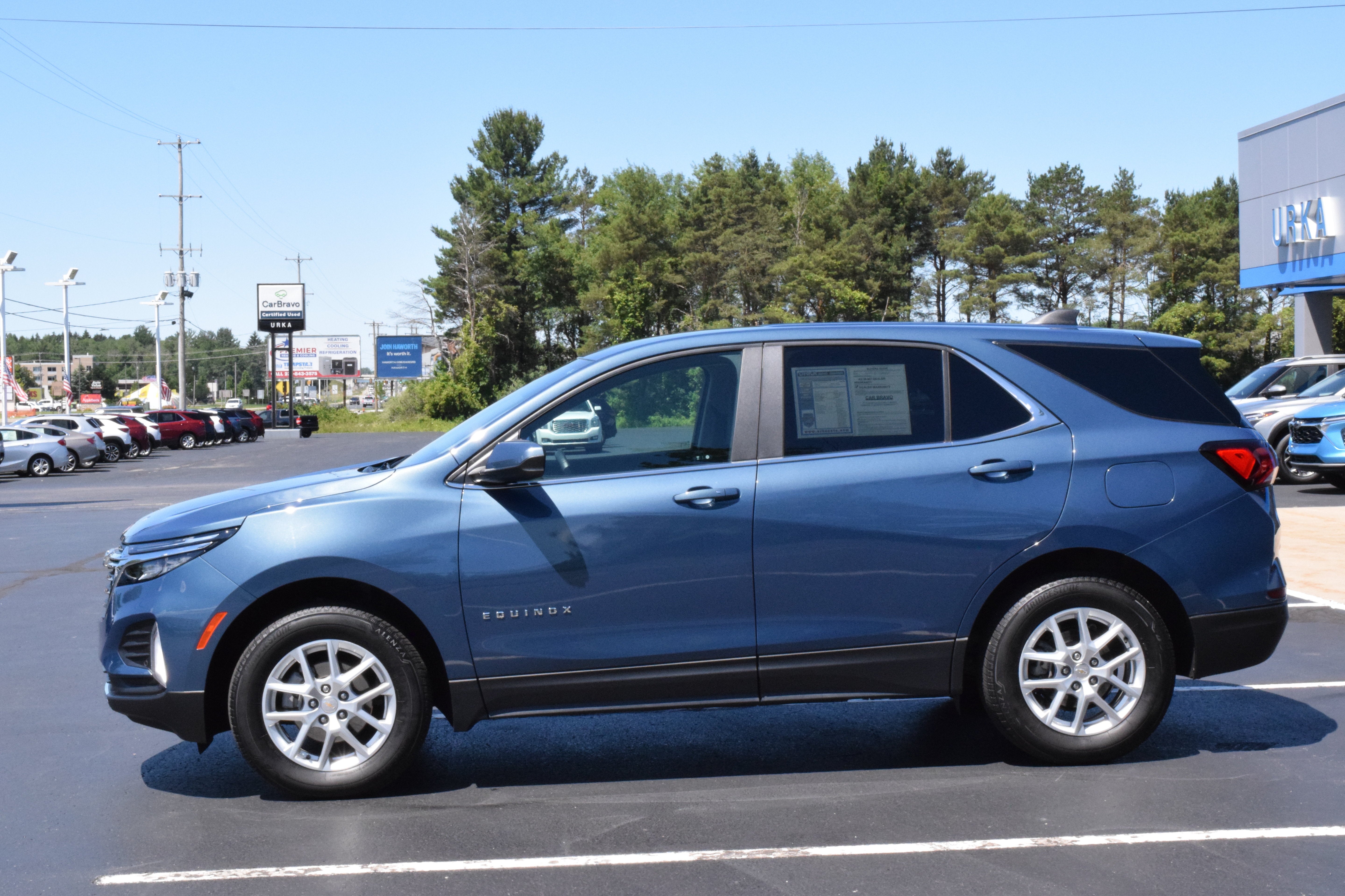 2024 Chevrolet Equinox LT