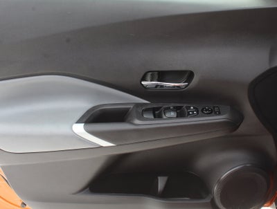 2024 Nissan Kicks SR Xtronic CVT