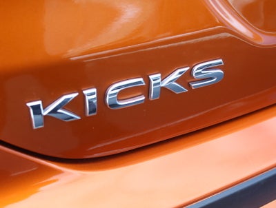 2024 Nissan Kicks SR Xtronic CVT
