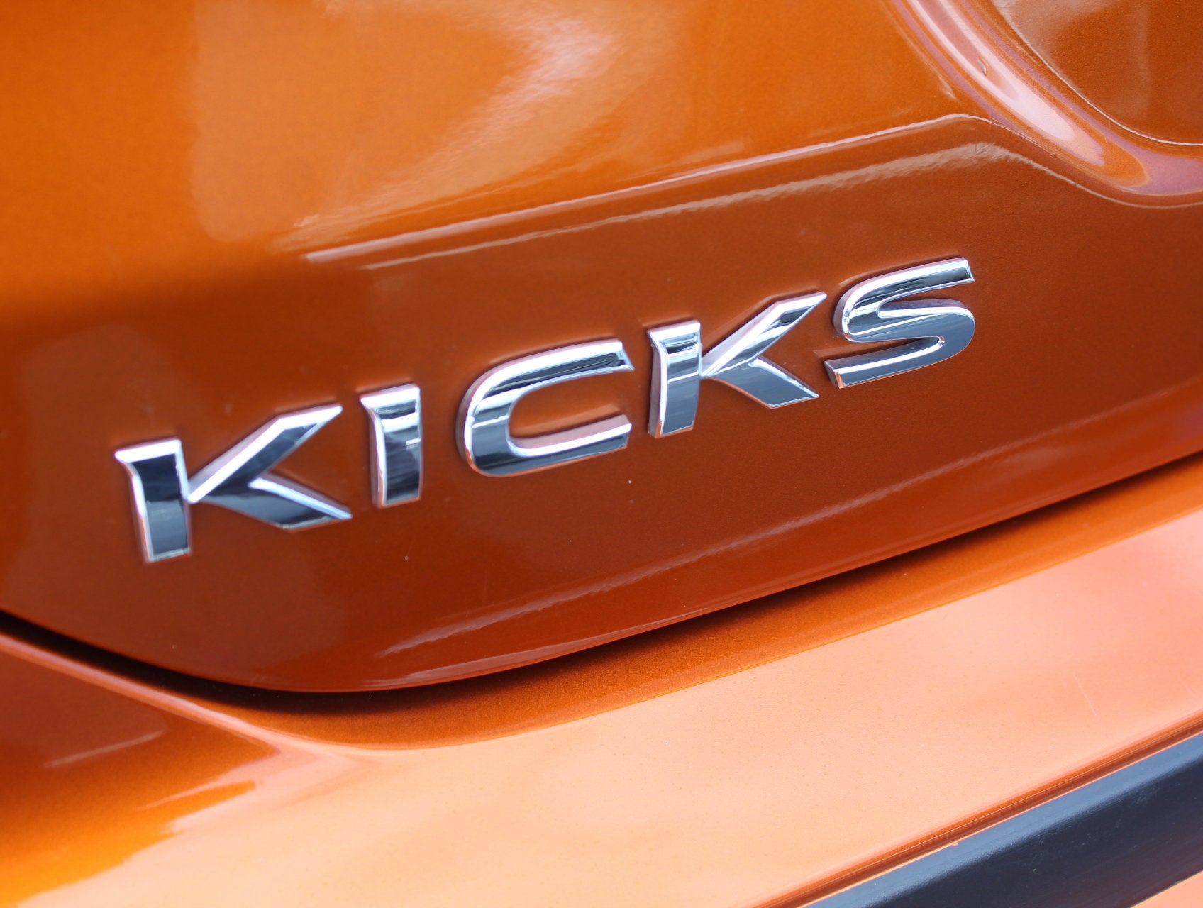 2024 Nissan Kicks SR Xtronic CVT