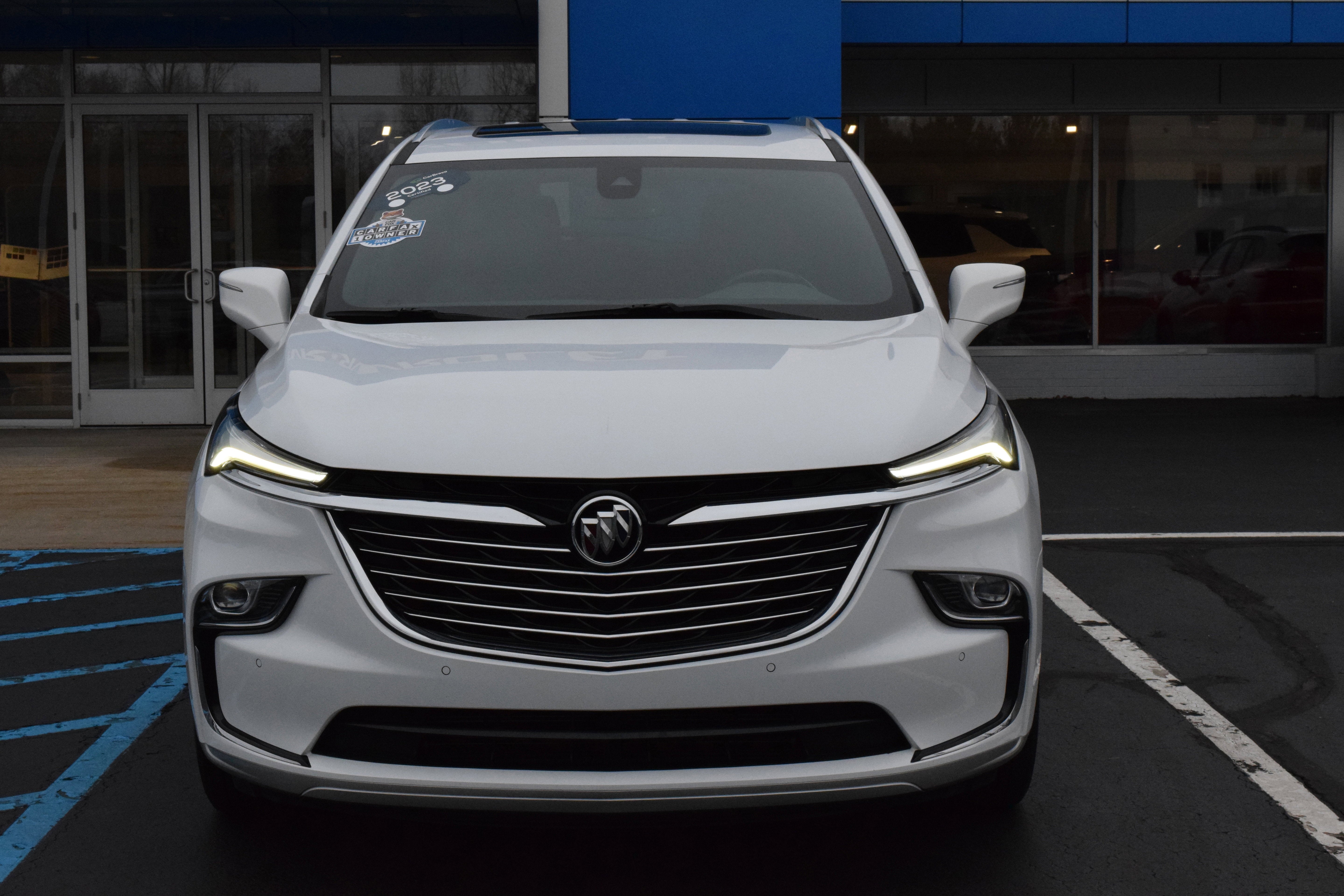 2023 Buick Enclave Essence