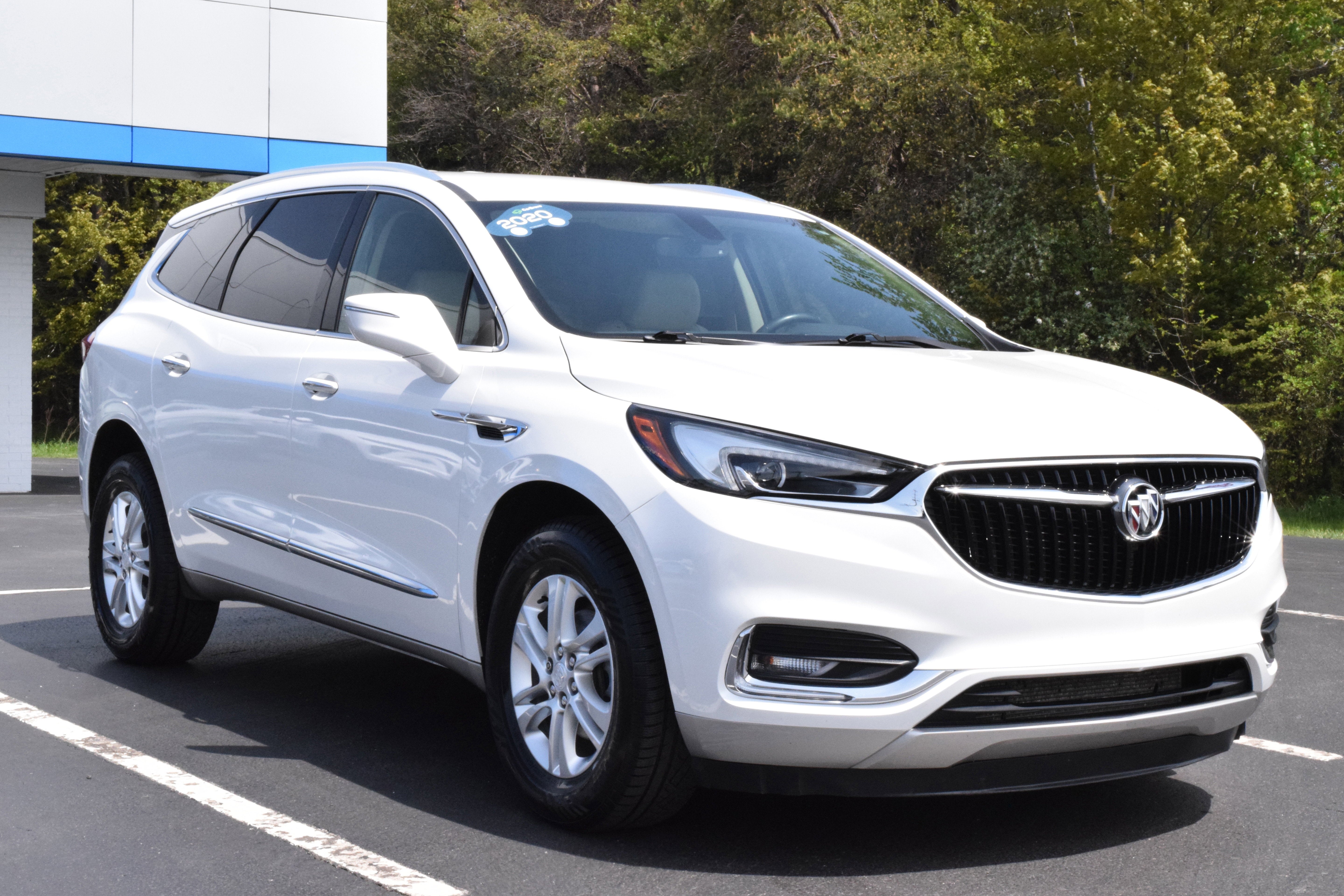 2020 Buick Enclave Essence