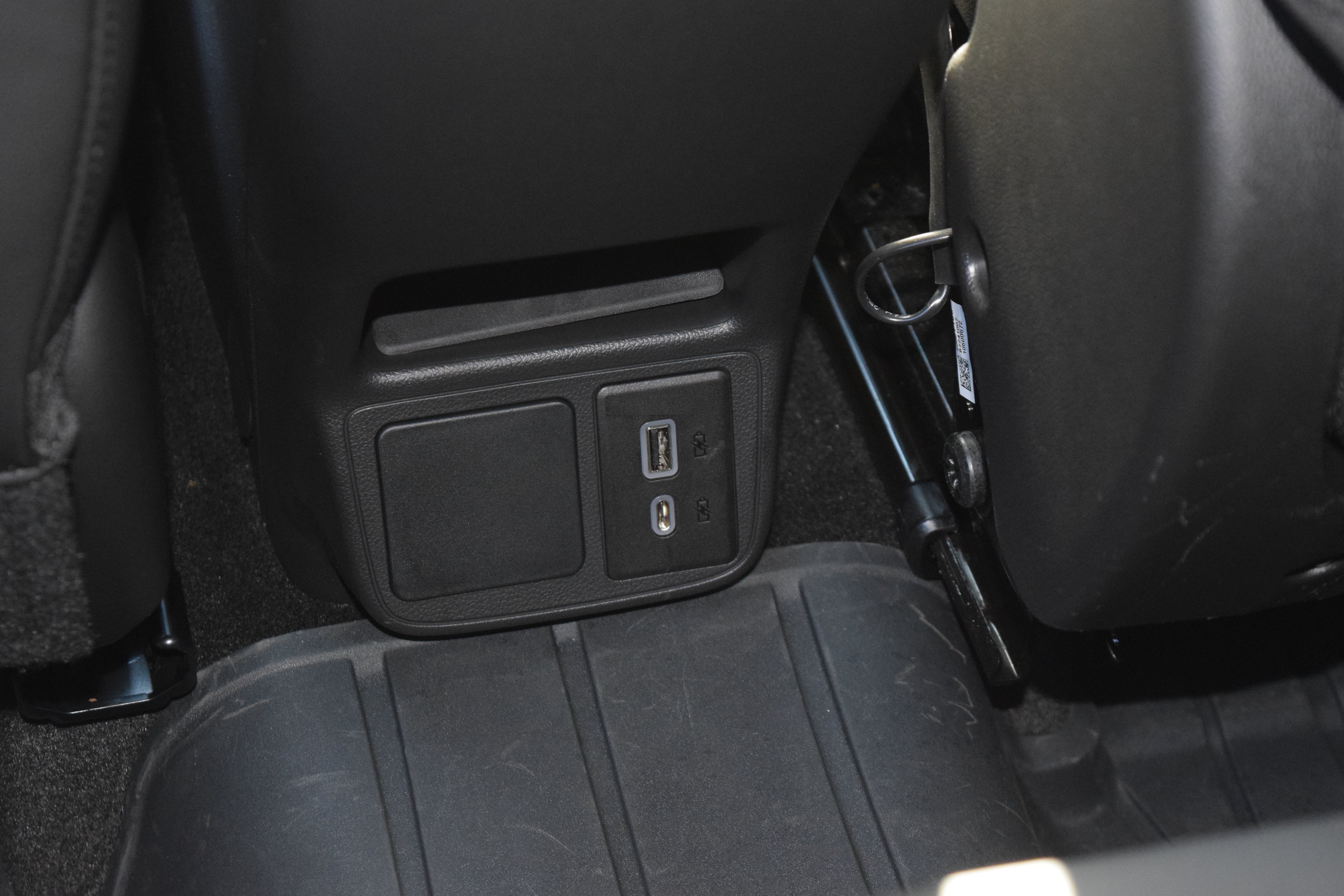 2025 Buick Encore GX Preferred - Photo 26
