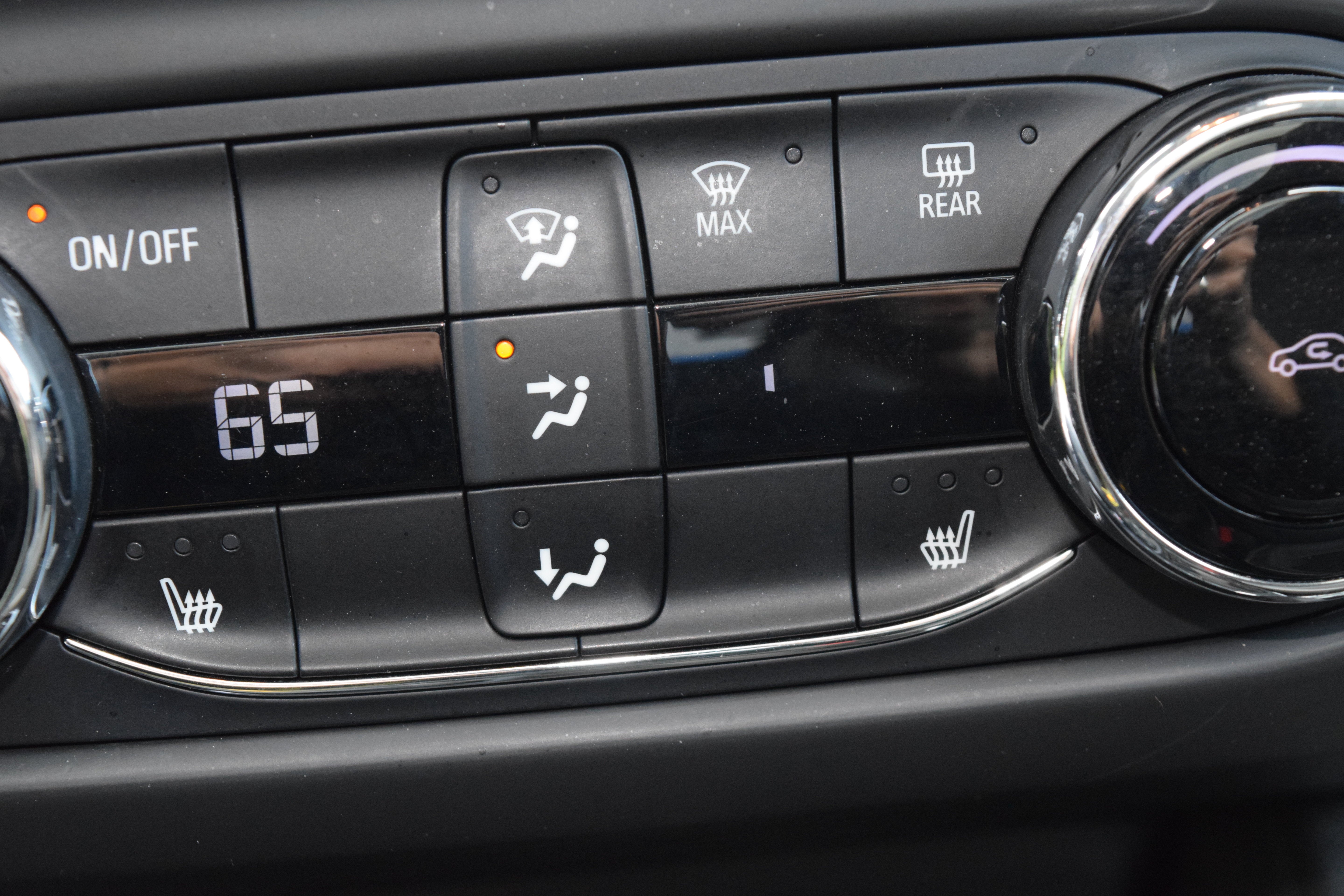 2021 Chevrolet Trailblazer LT - Photo 22